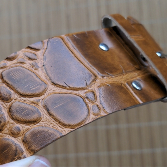 Artisan handmade belt in crocodile alligator reptile style 30"-33" - Picture 10 of 11